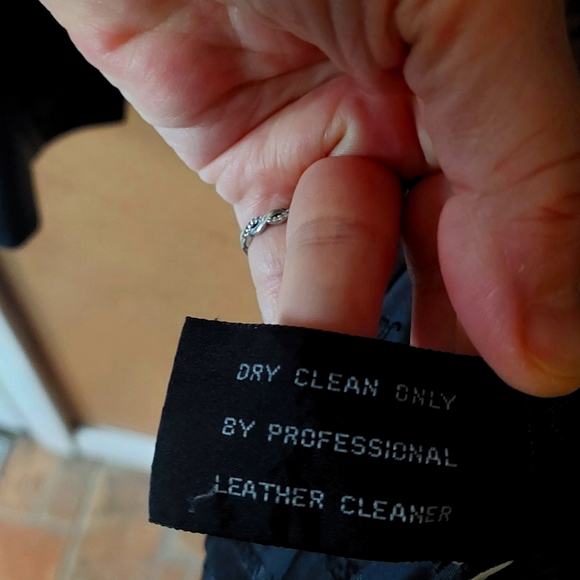 Jones New York Button Front Black Leather Jacket - Medium - Picture 6 of 8